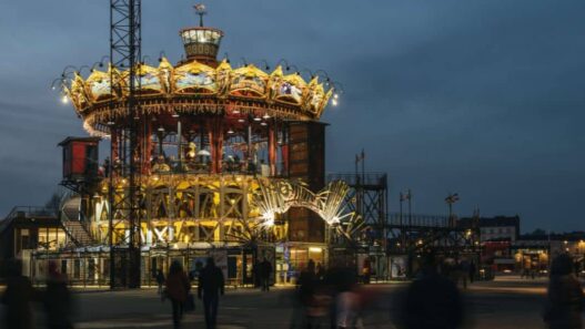 Carrousel Monde Marins