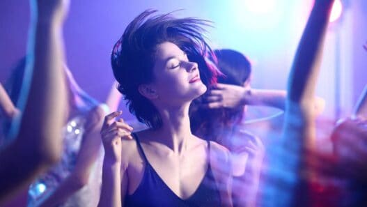 Accalmie, une soirée réservée aux femmes, trans et non-binaires à Macadam