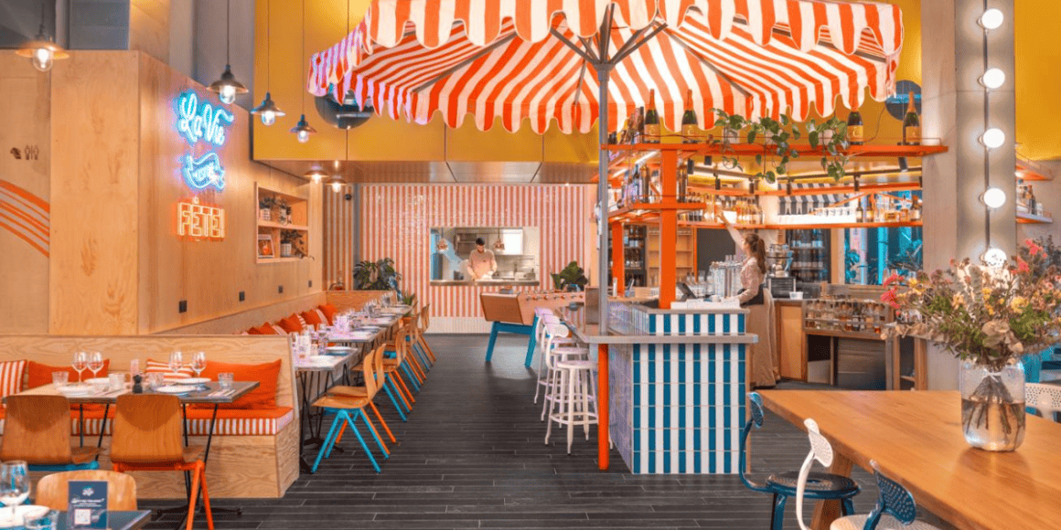 French Kiss Café