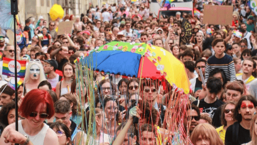 L'after marche des fiertés au LAB.
