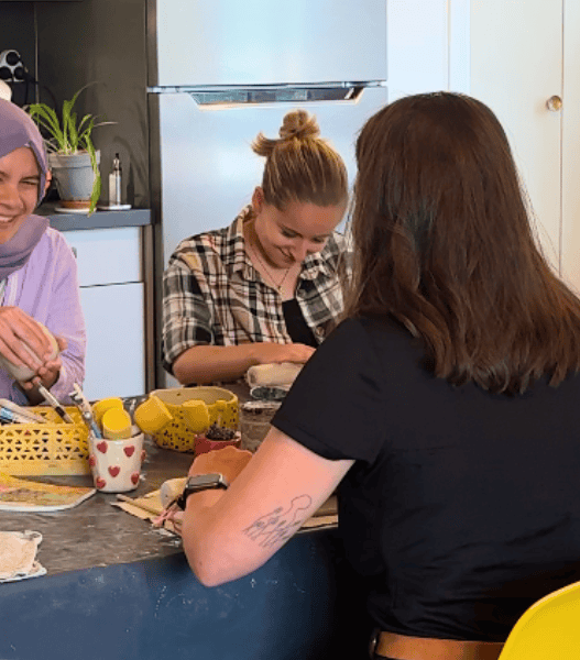 Atelier céramique à Nantes à domicile avec Créations Ambulantes