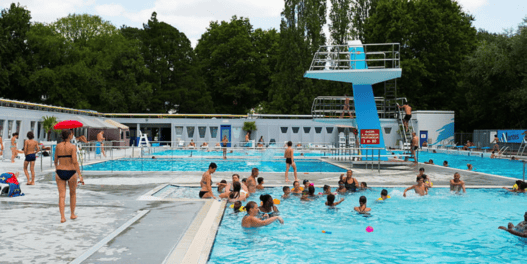 La piscine des Dervallières a rouvert à Nantes.