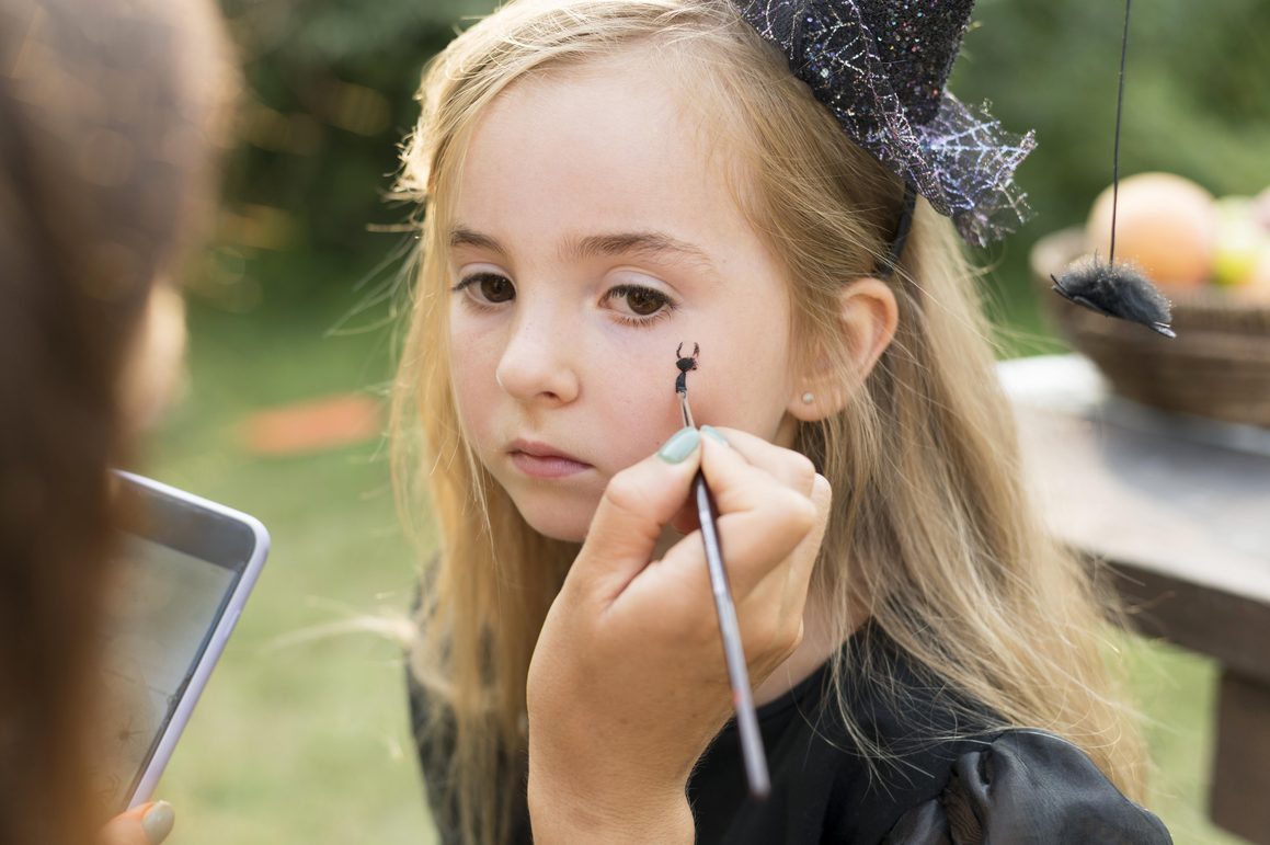 Halloween-des-commercants_Maquillage